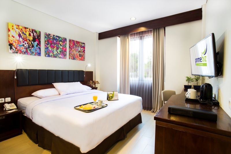 Staycation di Kamar Superior Primebiz Hotel Karawang